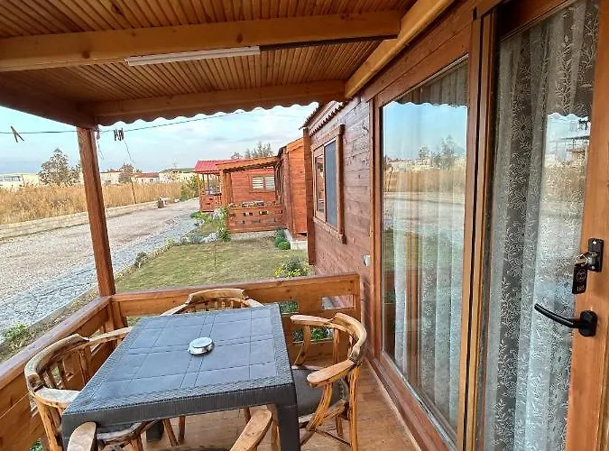 Ridvan Apart Evleri * Urla