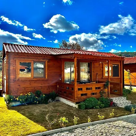 Ridvan Apart Evleri ウルラ